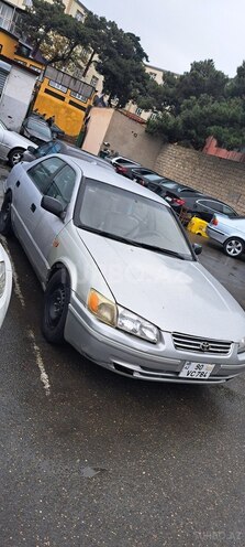 Toyota Camry 2001, 480,000 km - 2.2 l - Bakı