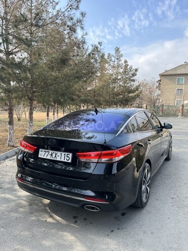 Kia Optima-3