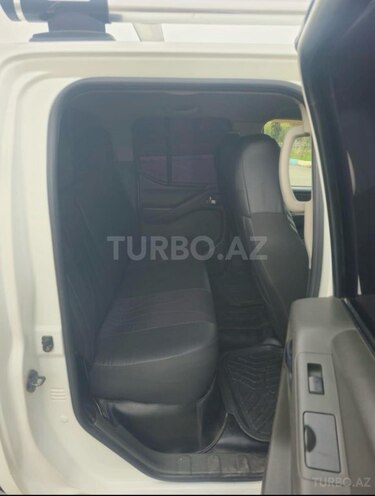Nissan Navara 2013, 300,000 km - 2.5 l - Sumqayıt