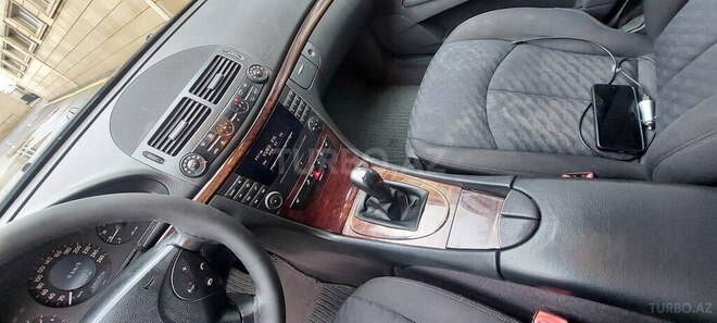 Mercedes E 200 2005, 342,000 km - 1.8 l - Bakı