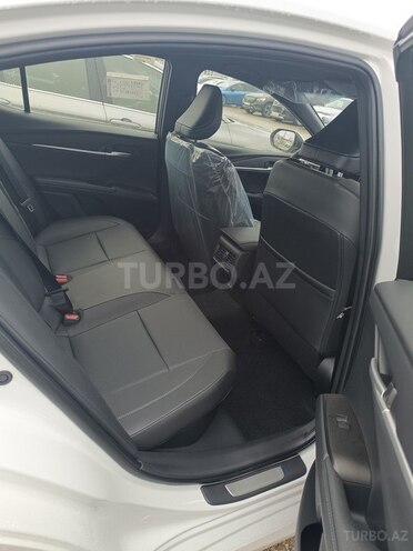 Toyota Camry-4