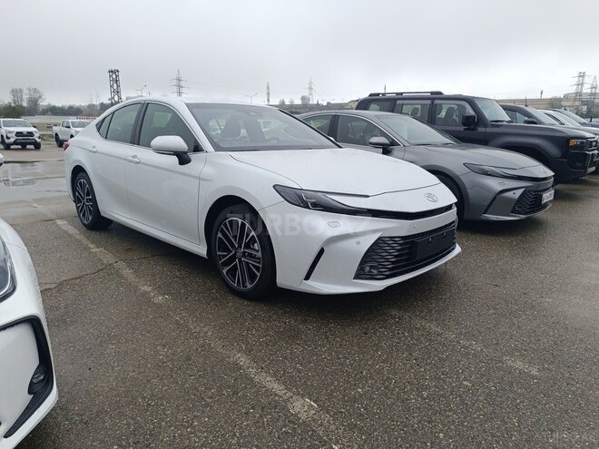 Toyota Camry-10