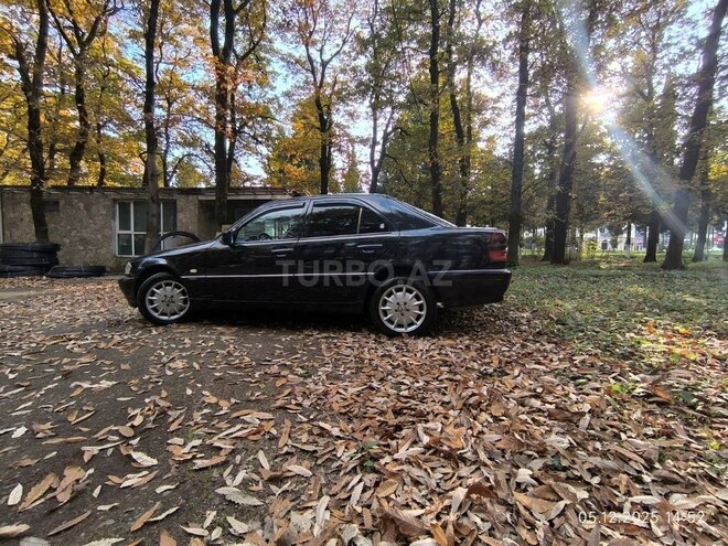 Mercedes C 200 1999, 357,000 km - 2.0 л - Masallı