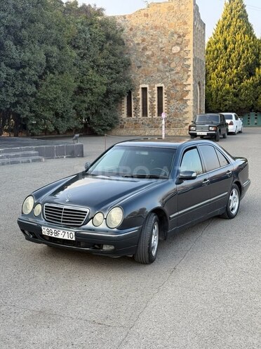 Mercedes E 240 1999, 480,000 km - 2.4 л - Sumqayıt