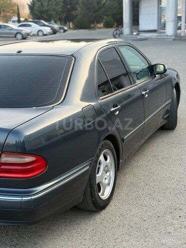 Mercedes E 240 1999, 480,000 km - 2.4 л - Sumqayıt