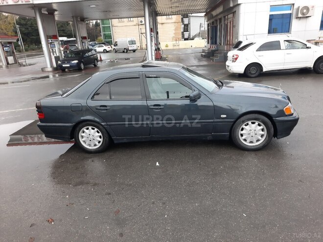 Mercedes C 180 1999, 275,000 km - 1.8 л - Bakı