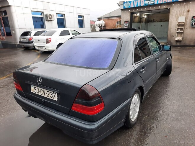 Mercedes C 180 1999, 275,000 km - 1.8 л - Bakı