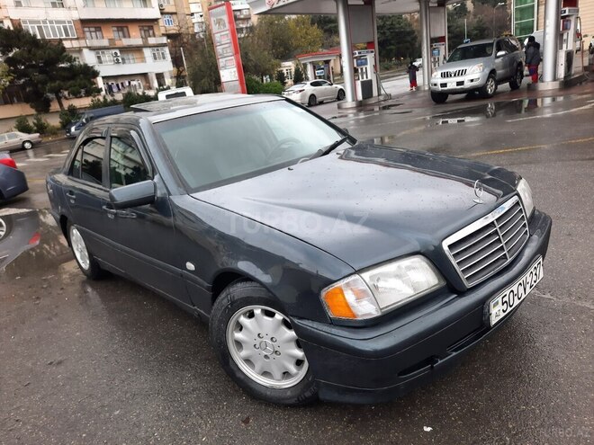 Mercedes C 180 1999, 275,000 km - 1.8 л - Bakı