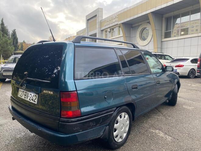 Opel Astra 1995, 560,000 km - 1.6 l - Sumqayıt