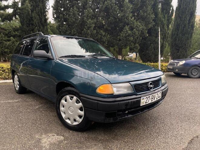 Opel Astra 1995, 560,000 km - 1.6 l - Sumqayıt