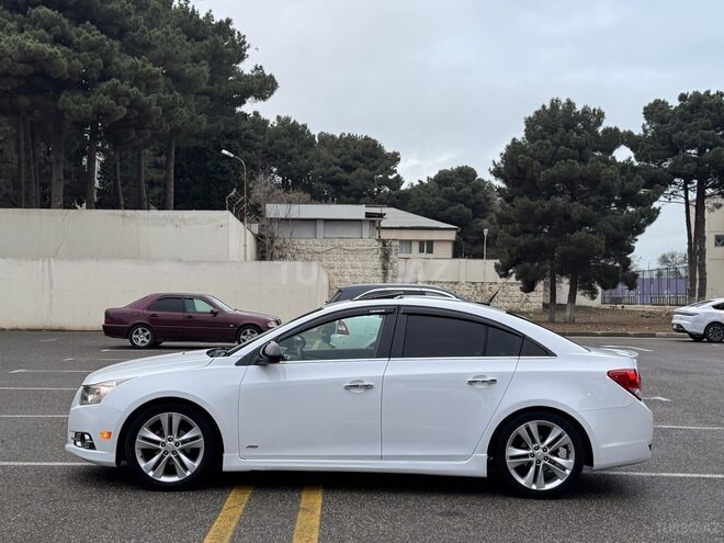Chevrolet Cruze 2011, 269,000 km - 1.4 l - Sumqayıt