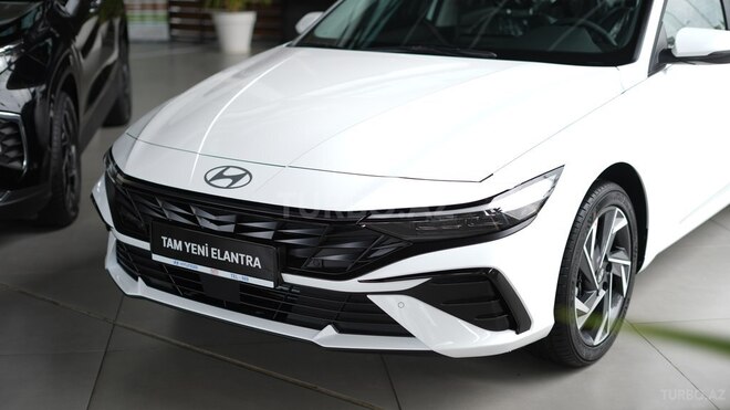 Hyundai Elantra-4