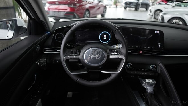 Hyundai Elantra-7
