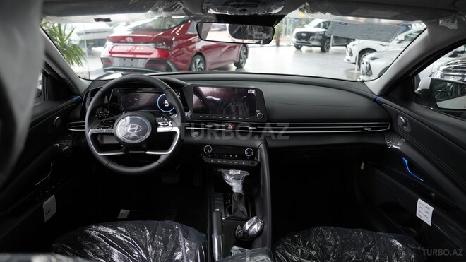 Hyundai Elantra-8