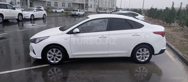 Hyundai Accent 2021, 177,800 km - 1.6 л - Bakı
