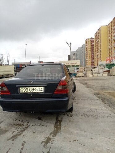 Mercedes C 220 1998, 240,543 km - 2.2 l - Bakı