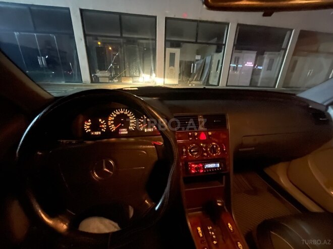 Mercedes C 180 2000, 360,100 km - 1.8 l - Qəbələ