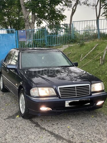 Mercedes C 180 2000, 360,100 km - 1.8 l - Qəbələ
