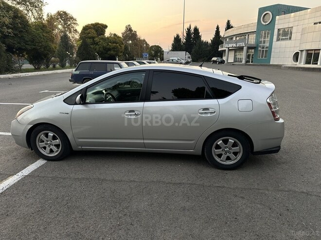 Toyota Prius 2009, 165,000 km - 1.5 l - Qazax