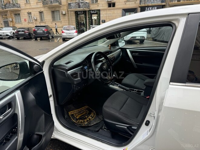 Toyota Corolla 2013, 199,889 km - 1.6 l - Bakı