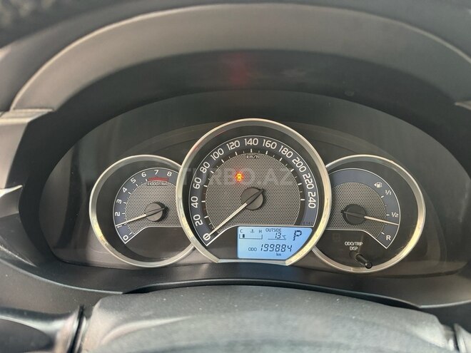 Toyota Corolla 2013, 199,889 km - 1.6 l - Bakı