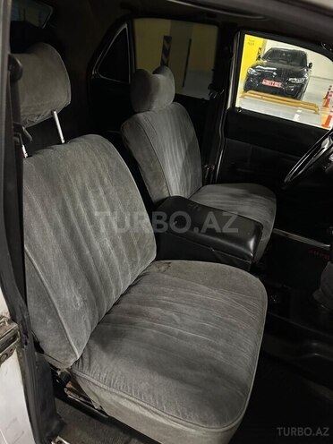 GAZ 24 1983, 150,000 km - 2.5 l - Gəncə