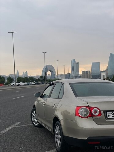 Volkswagen Jetta 2007, 225,000 km - 1.6 l - Bakı