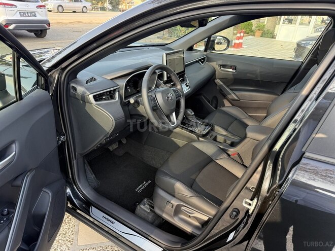 Toyota Corolla Cross-8