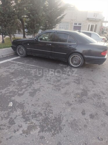 Mercedes E 320 1998, 500,000 km - 3.2 l - Quba