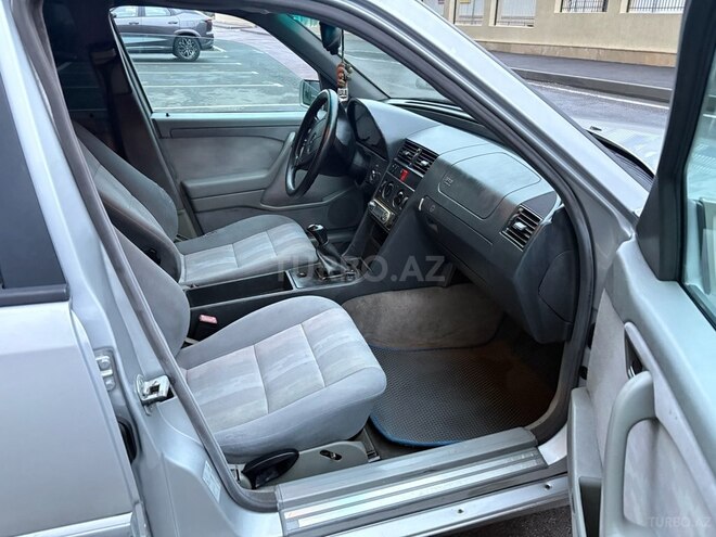 Mercedes C 180 1995, 368,000 km - 1.8 л - Bakı