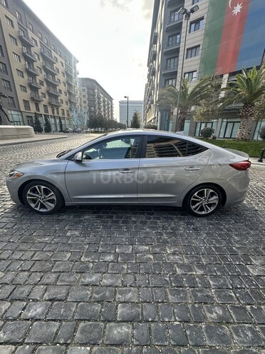 Hyundai Elantra 2016, 83,612 km - 2.0 l - Bakı