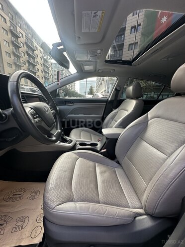 Hyundai Elantra 2016, 83,612 km - 2.0 l - Bakı