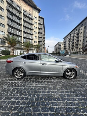 Hyundai Elantra 2016, 83,612 km - 2.0 l - Bakı