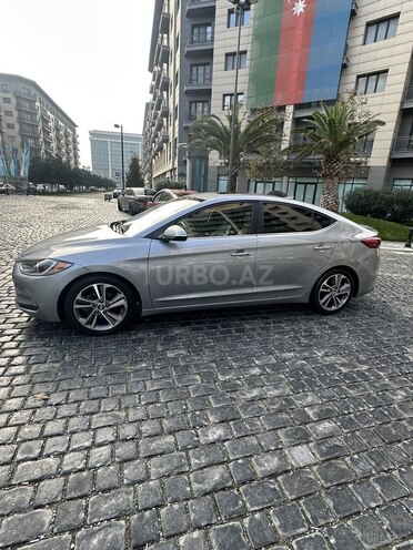 Hyundai Elantra 2016, 83,612 km - 2.0 l - Bakı