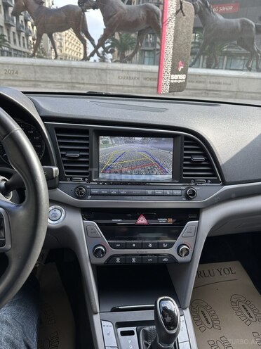 Hyundai Elantra 2016, 83,612 km - 2.0 l - Bakı