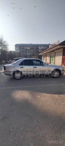 Mercedes C 220 1995, 468,000 km - 2.2 l - Şirvan