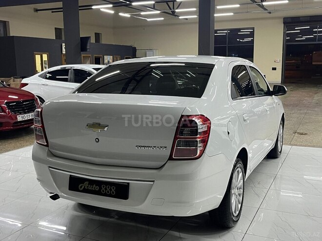 Chevrolet Cobalt-6