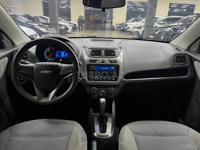 Chevrolet Cobalt-10