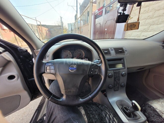 Volvo  2005, 330,000 km - 2.4 l - Bakı