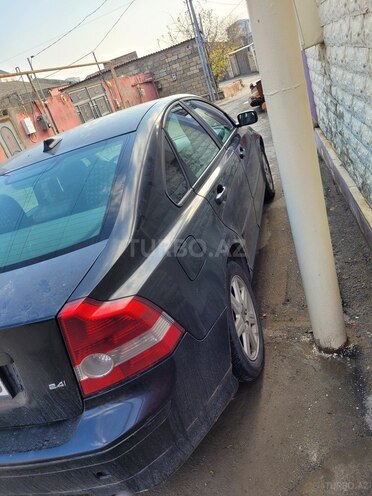 Volvo  2005, 330,000 km - 2.4 l - Bakı