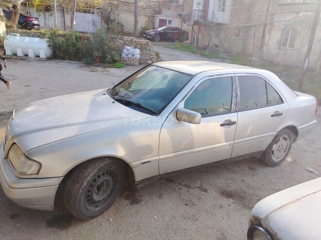 Mercedes C 200 1995, 500,000 km - 2.0 l - Bakı