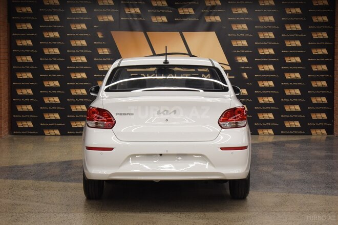 Kia Pegas-6