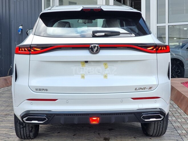 Changan Uni-Z-15