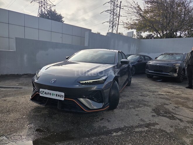 Changan Uni-V-4
