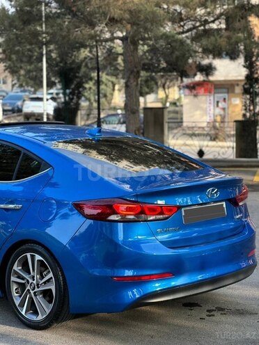 Hyundai Elantra 2017, 205,996 km - 2.0 l - Bakı