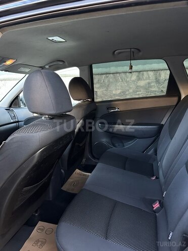 Hyundai i30 2009, 253,200 km - 1.6 л - İsmayıllı