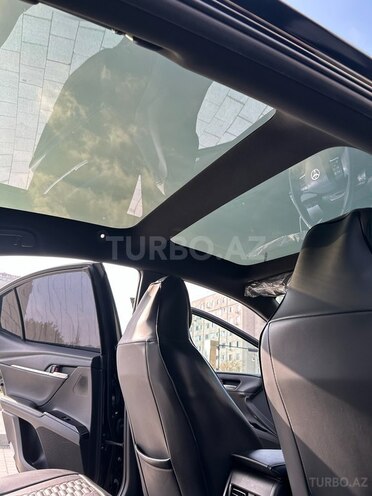 Toyota Camry 2025, 14,500 km - 2.0 l - Bakı