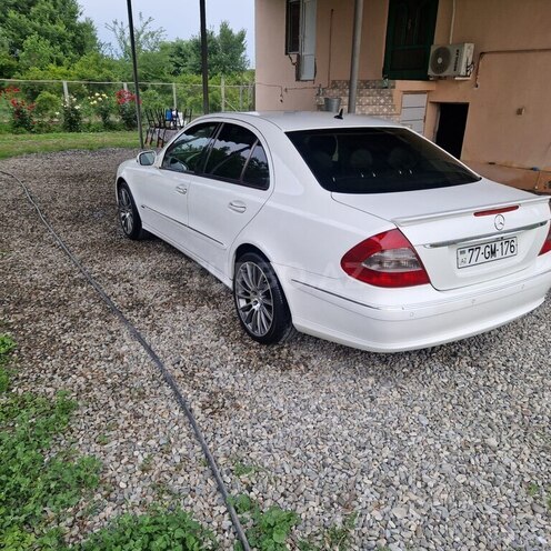 Mercedes E 200 2006, 303,000 km - 2.2 l - Kürdəmir