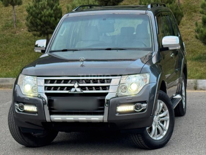 Mitsubishi Pajero 2015, 140,000 km - 3.8 л - Bakı
