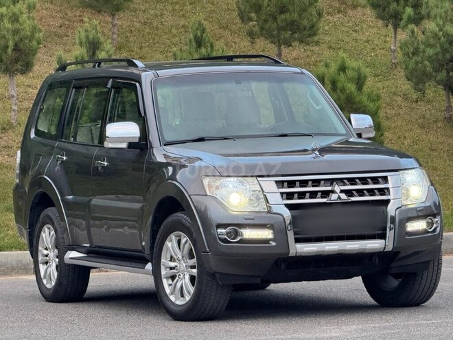 Mitsubishi Pajero 2015, 140,000 km - 3.8 л - Bakı